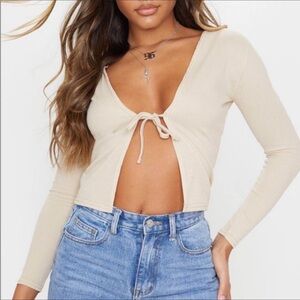 PrettyLittleThing Beige Tie-Front Crop Top